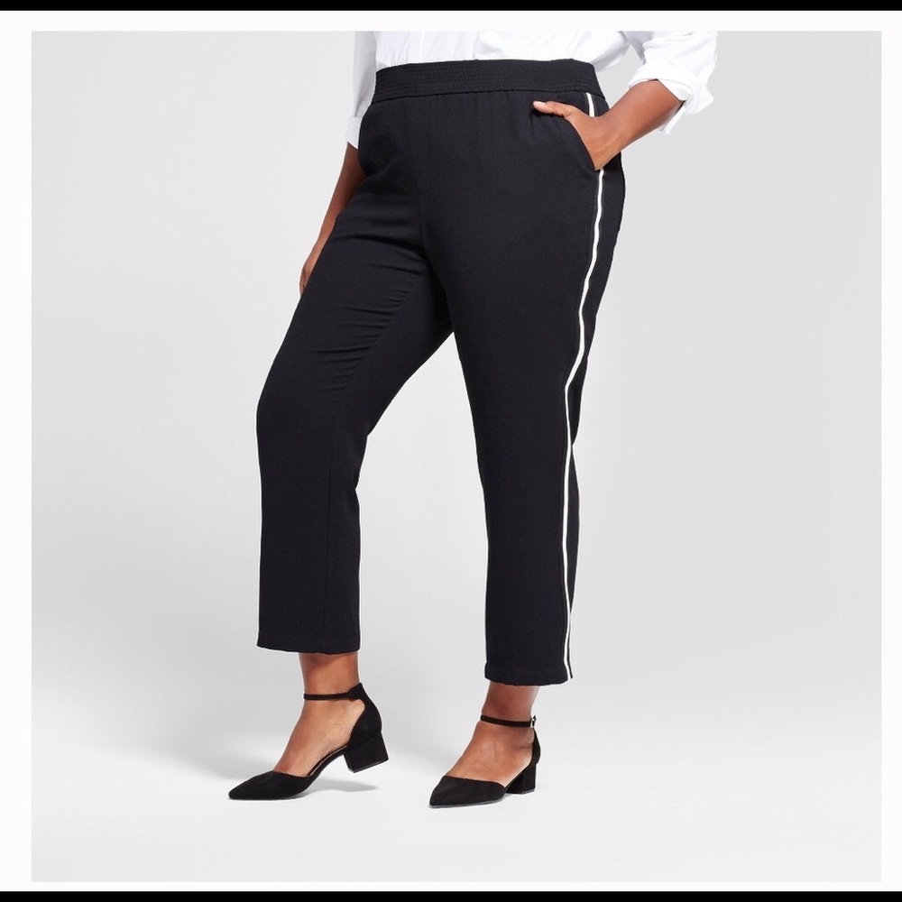 🖤🖤A NEW DAY PLUS SIZE JOGGER PANTS🖤🖤
